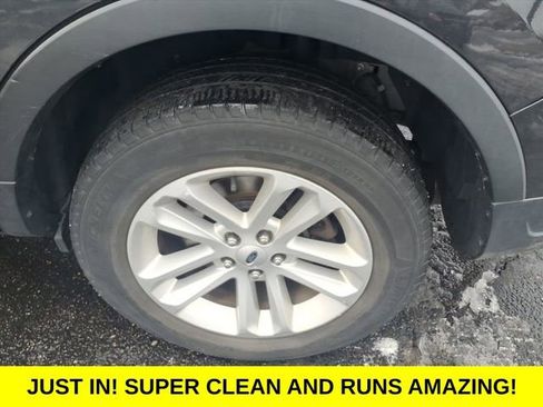 Used 2019 Ford Explorer XLT image 9