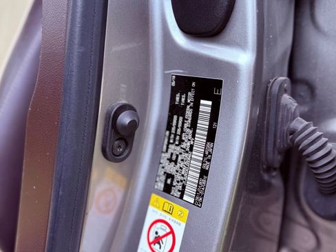 Used 2018 Lexus RX 350L FWD image 38