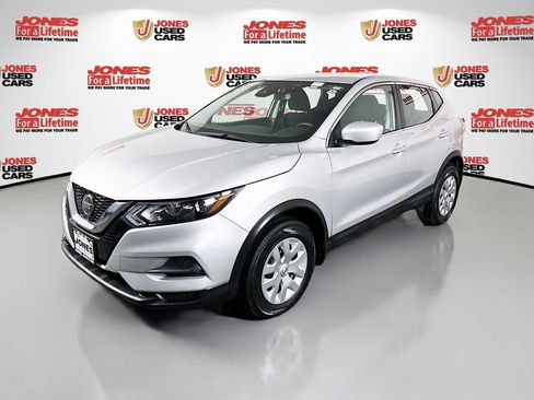 Certified 2020 Nissan Rogue Sport S image 12