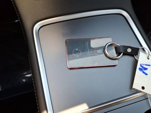 Used 2023 Tesla Model 3 Standard Range image 26