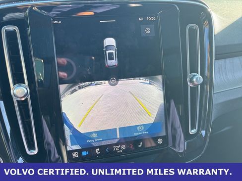 Certified 2023 Volvo XC40 B4 Plus w/ Protection Package Premier image 19