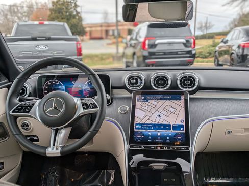 Certified 2025 Mercedes-Benz C 300 4MATIC Sedan image 30