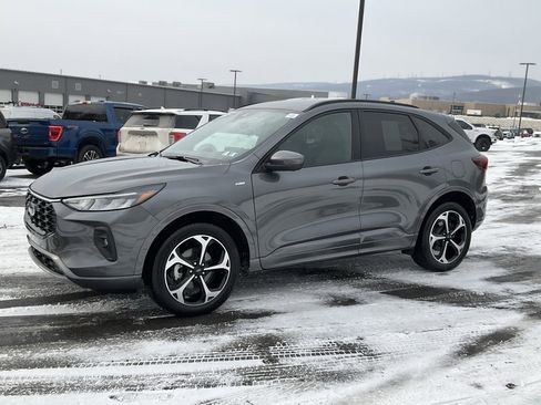 Used 2023 Ford Escape ST-Line Select w/ Tech Pack #2 image 28