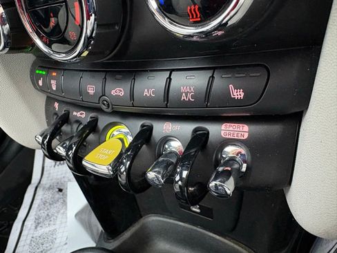 Used 2024 MINI Cooper SE image 37