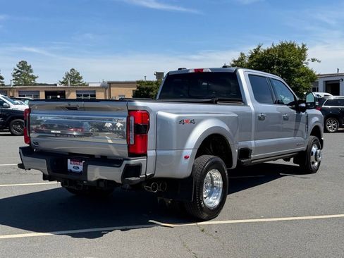 Used 2024 Ford F350 Platinum AWD/4WD image 3