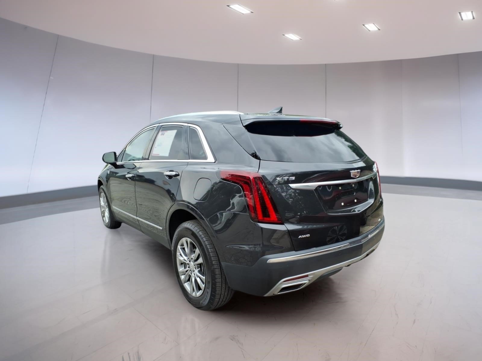 Used 2020 Cadillac XT5 Premium Luxury AWD/4WD image 3
