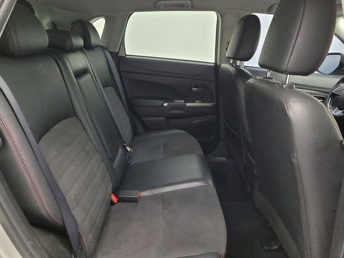 Used 2023 Mitsubishi Outlander Sport SE AWD/4WD image 19