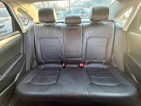 Used 2013 Volkswagen Passat 2.5 S image 20