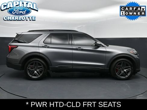 Used 2025 Ford Explorer ST AWD/4WD image 9