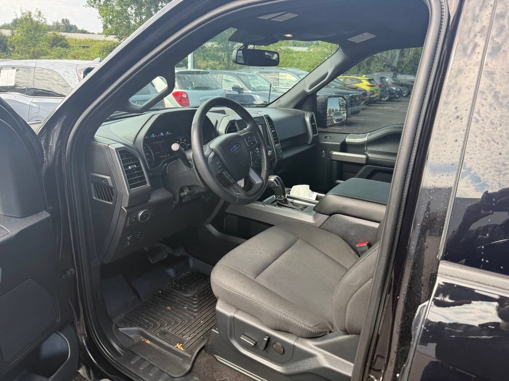 Used 2020 Ford F150 XLT w/ Equipment Group 302A Luxury AWD/4WD image 8