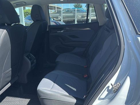 Used 2026 Volkswagen Tiguan SE w/ Panoramic Sunroof Package FWD image 14