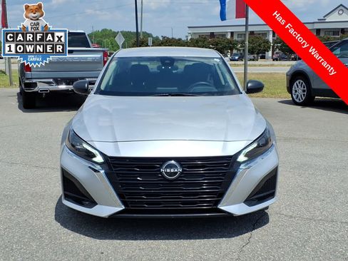 Used 2024 Nissan Altima 2.5 SV FWD image 8