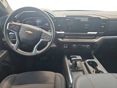 Used 2024 Chevrolet Silverado 1500 LT RWD image 16