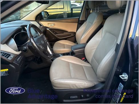 Used 2017 Hyundai Santa Fe Limited FWD image 11