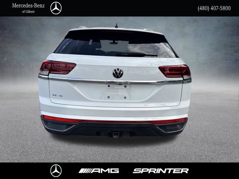 Used 2021 Volkswagen Atlas Cross Sport SE w/ Panoramic Sunroof Package FWD image 4