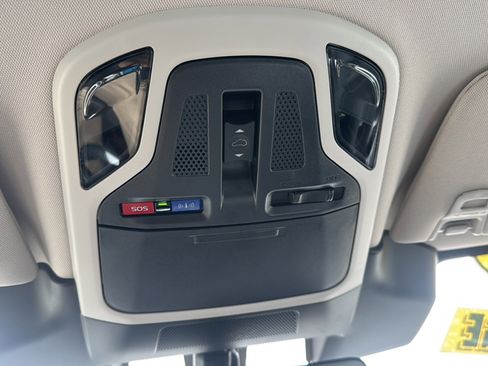 Used 2025 Subaru Legacy Limited image 39