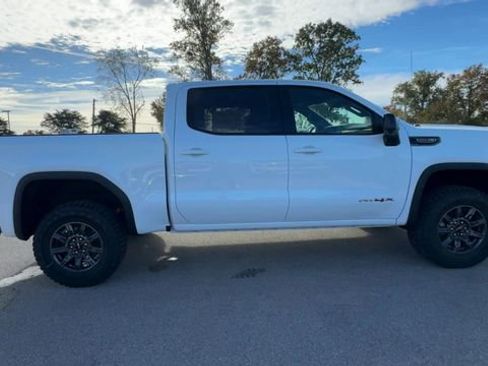 New 2026 GMC Sierra 1500 AT4X image 9