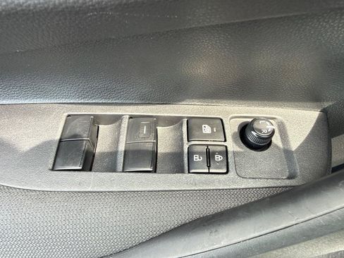 Used 2024 Toyota Corolla LE FWD image 11