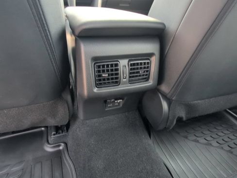 Certified 2025 Toyota Camry SE w/ Convenience Package AWD/4WD image 16