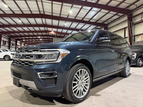 Used 2022 Ford Expedition Max Platinum AWD/4WD image 10