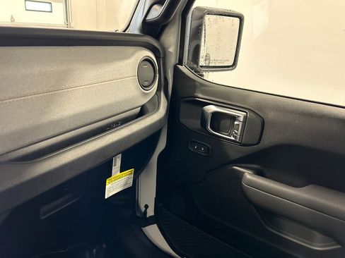 New 2025 Jeep Wrangler Sport S image 25