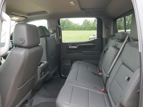 New 2026 Chevrolet Silverado 1500 LT Trail Boss w/ Convenience Package II AWD/4WD image 16
