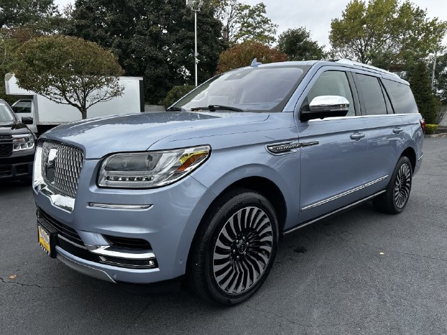 Certified 2020 Lincoln Navigator Black Label w/ Cargo Convenience Package AWD/4WD image 9