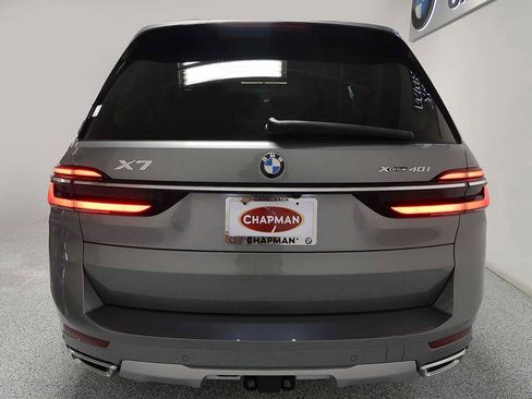 Used 2026 BMW X7 xDrive40i image 4