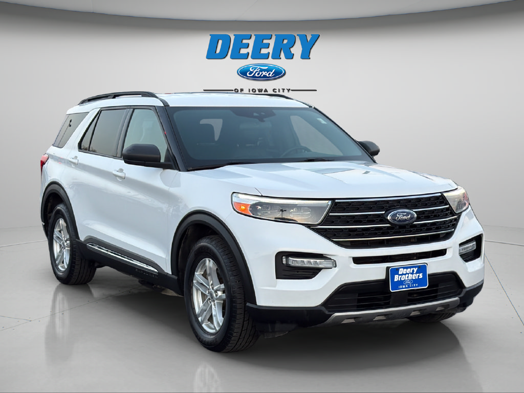 Used 2020 Ford Explorer XLT w/ Equipment Group 202A AWD/4WD image 4