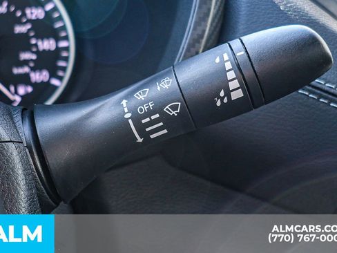 Used 2024 Nissan Sentra SV image 33