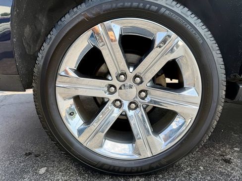 Used 2019 GMC Yukon XL Denali w/ Denali Ultimate Package AWD/4WD image 36