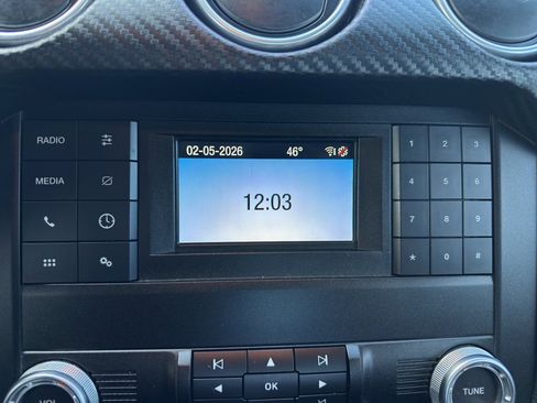 Used 2019 Ford Mustang Coupe image 19