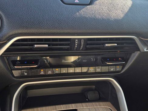 Used 2024 MAZDA CX-90 3.3 Turbo w/ Premium Package image 28