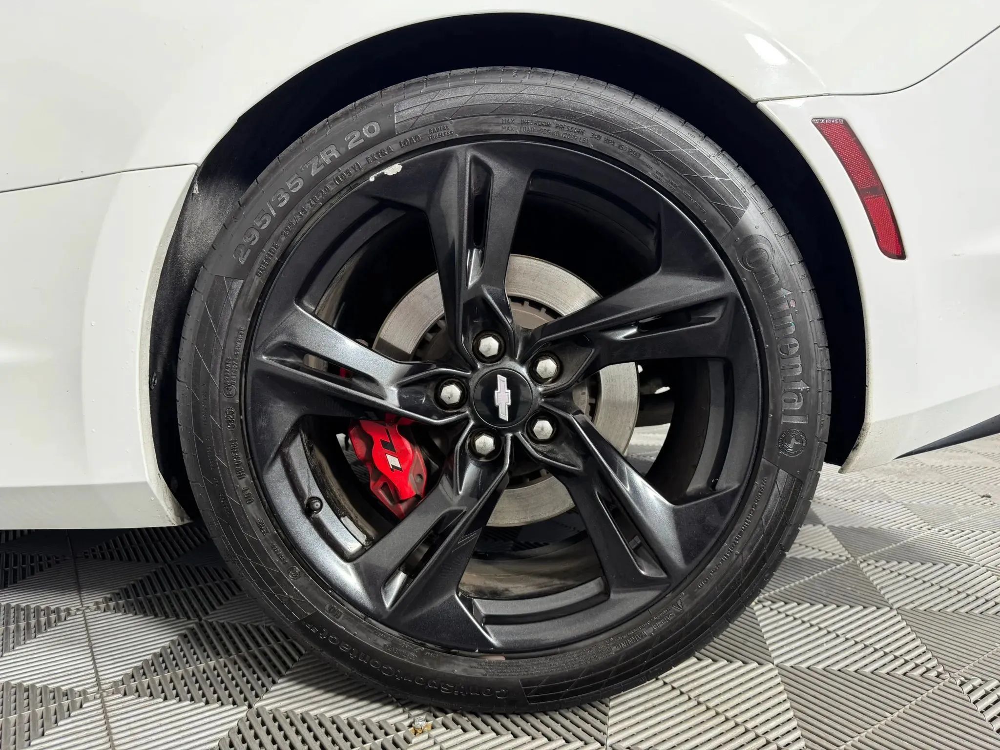 Used 2022 Chevrolet Camaro SS RWD image 37