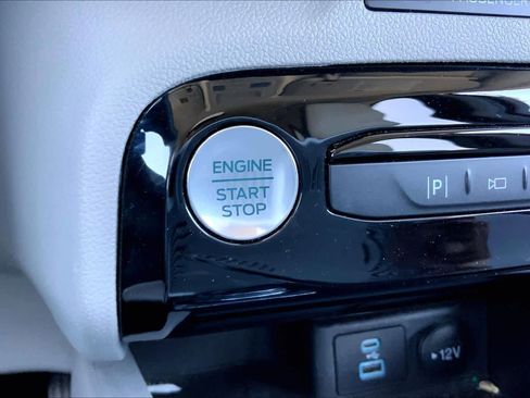 Used 2023 Ford Escape SE w/ PHEV Premium Package image 29