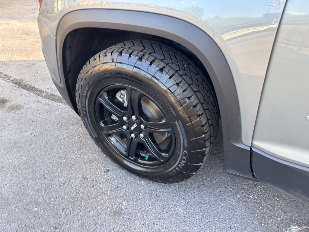 Used 2023 GMC Acadia AT4 w/ Technology Package AWD/4WD image 45