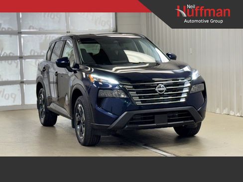 Certified 2026 Nissan Rogue SV image 1