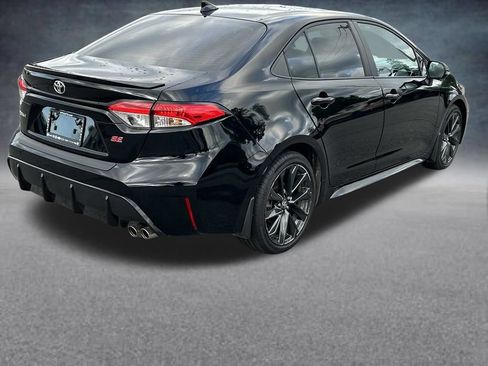 Used 2025 Toyota Corolla SE w/ SE Premium Package FWD image 8