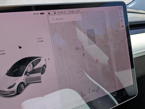 Used 2018 Tesla Model 3 Long Range image 11