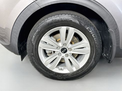 Used 2019 Kia Sportage LX AWD/4WD image 37
