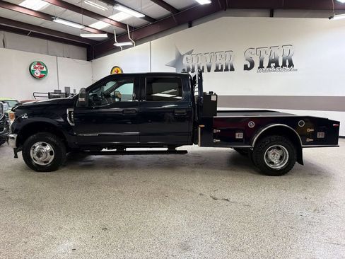 Used 2021 Ford F350 XLT w/ XLT Value Package AWD/4WD image 3