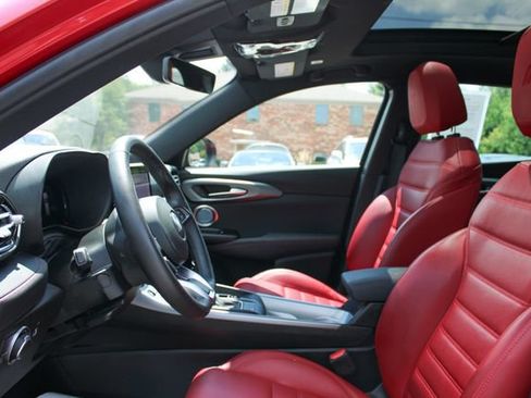 Used 2025 Dodge Hornet GT w/ GT Plus Package AWD/4WD image 13