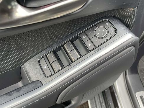 Used 2024 Lexus GX 550 image 17