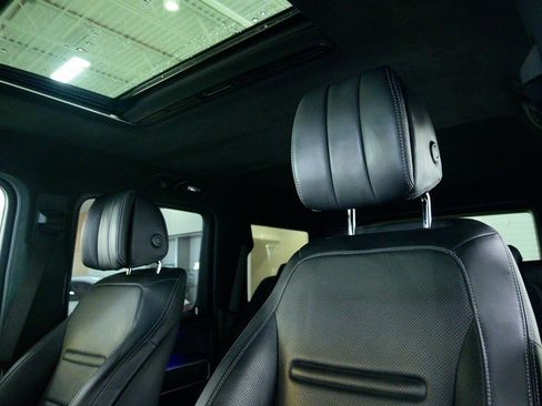 Used 2021 Mercedes-Benz G 550 image 21