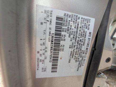 Used 2003 Lincoln Town Car Signature RWD image 42
