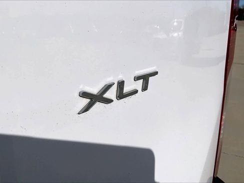 Used 2022 Ford Transit 350 XLT image 9