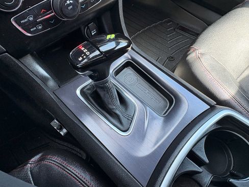 Used 2015 Dodge Charger SE w/ Popular Equipment Group image 23