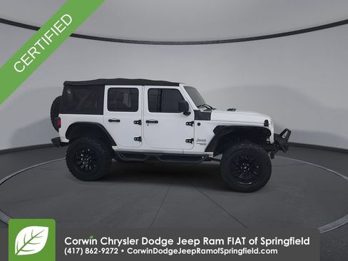 Used 2018 Jeep Wrangler Unlimited Sport AWD/4WD image 16
