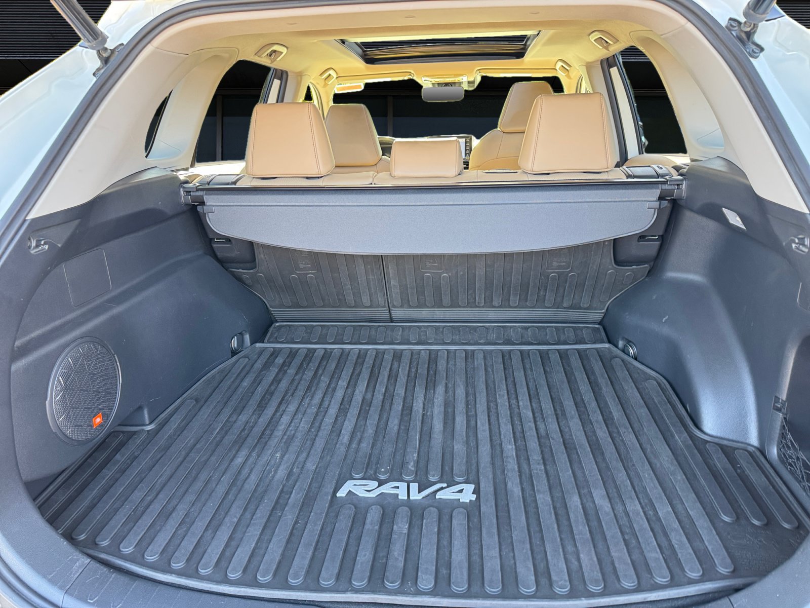 Used 2019 Toyota RAV4 Limited w/ Advanced Technology Package AWD/4WD image 12