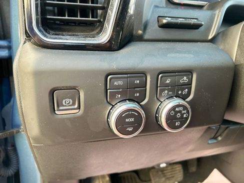 Used 2024 GMC Sierra 2500 Denali Ultimate w/ Snow Plow Prep/Camper Package AWD/4WD image 21